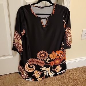 Woman's Tunic Blouse
